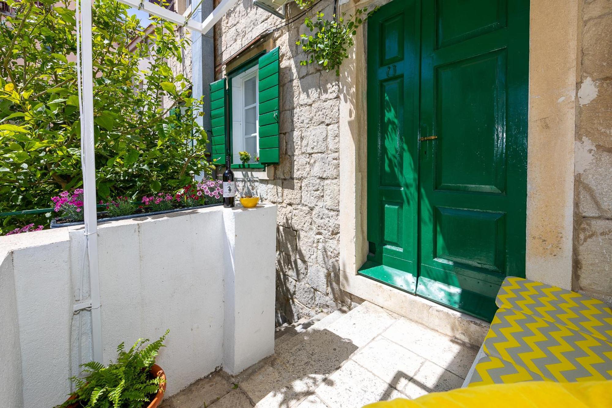 Apartman Iskra 2 Split Exterior photo